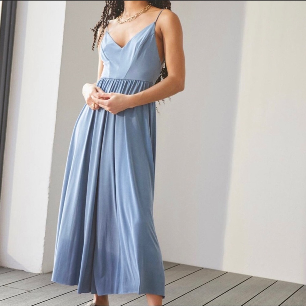 Silence + Noise x Urban Outfitters Gray Open Back Jumpsuit